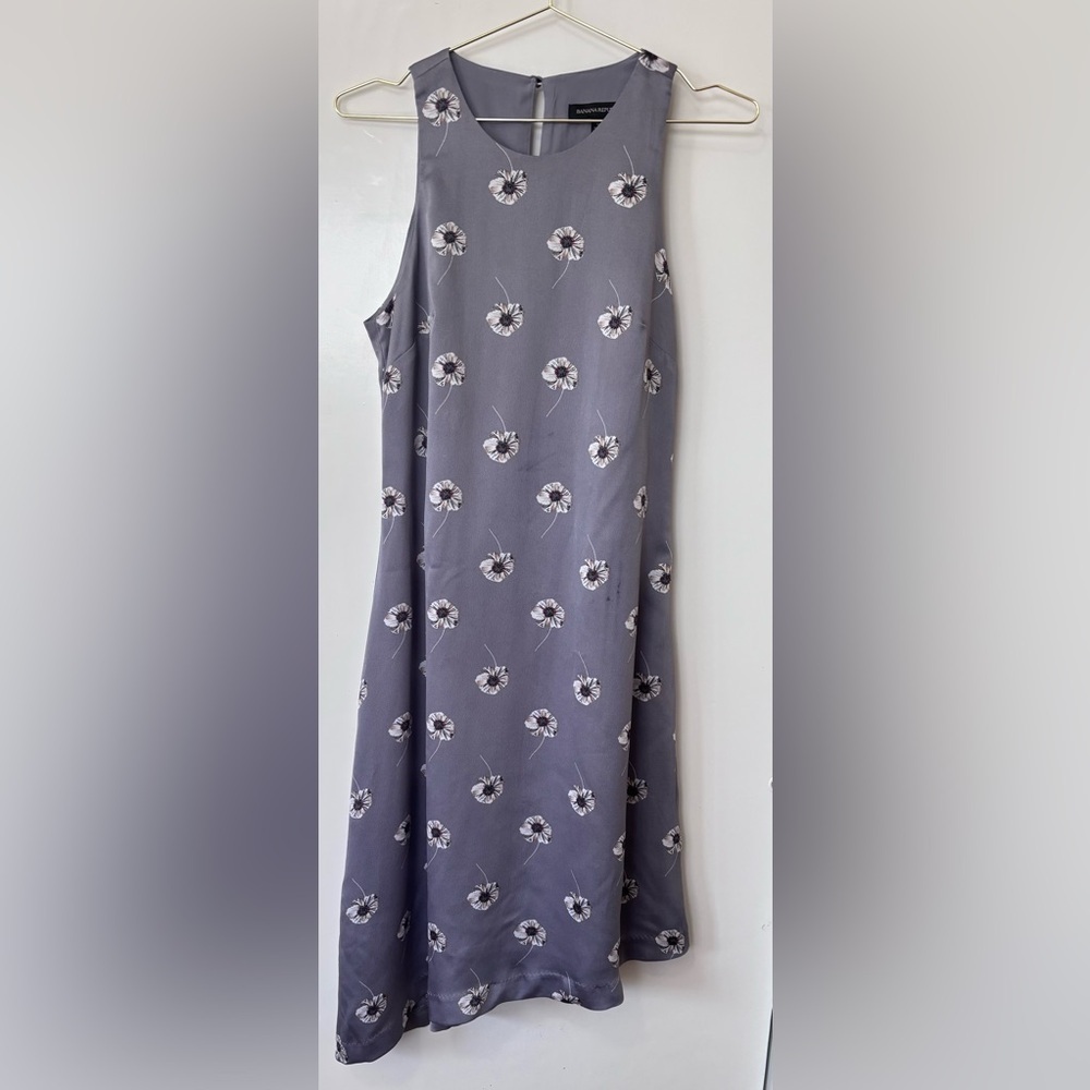 Banana Republic| Grey Floral Ombre Hem Asymmetrical Sleeveless Dress Sz 6 - Picture 2 of 8